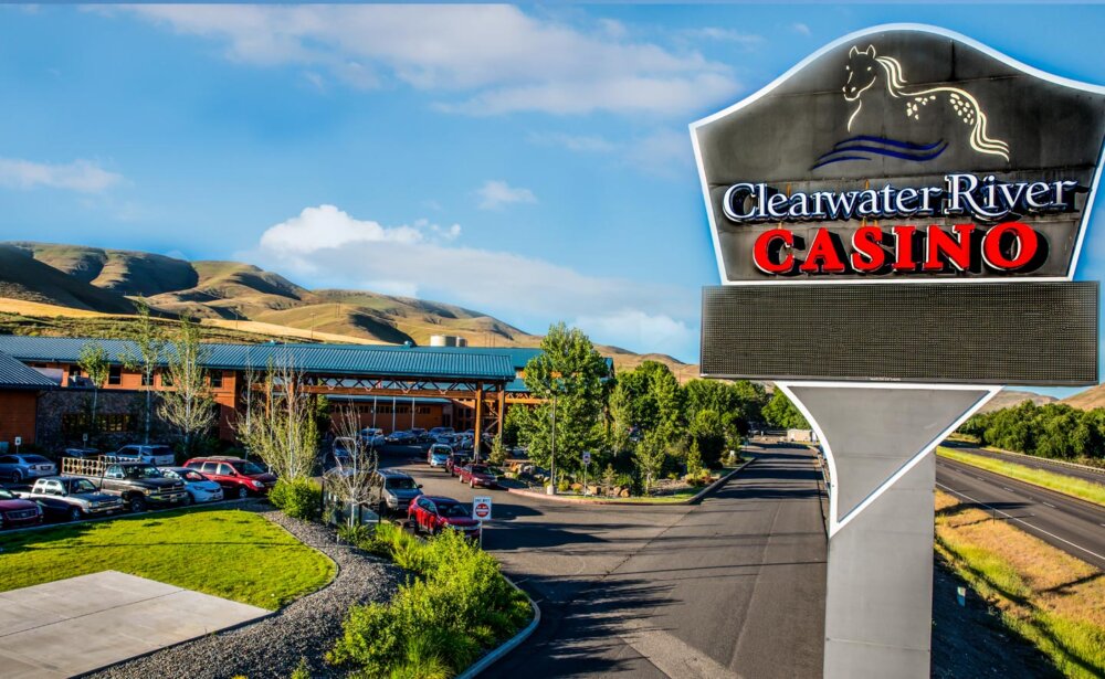 clearwater river casino events music